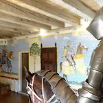 Au Pied Du Chateau - 5 A 11 Personnes - Baignade-canoe-piste Cyclable A 100 M 度假居