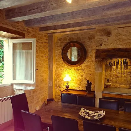Holiday home Au Pied Du Chateau - 5 A 11 Personnes - Baignade-canoe-piste Cyclable A 100 M