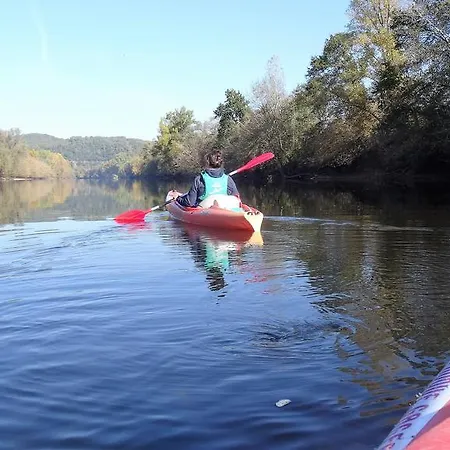 Au Pied Du Chateau - 5 A 11 Personnes - Baignade-canoe-piste Cyclable A 100 M