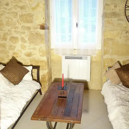 Dom wakacyjny Au Pied Du Chateau - 5 A 11 Personnes - Baignade-canoe-piste Cyclable A 100 M