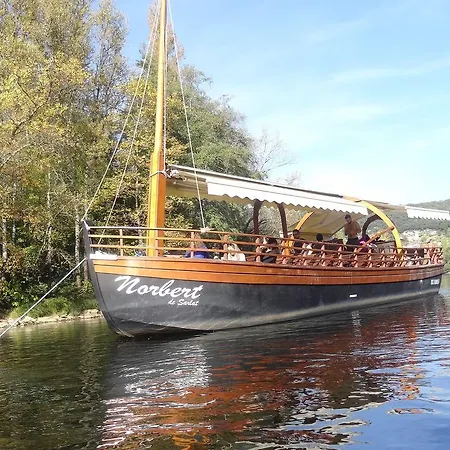 Dom wakacyjny Au Pied Du Chateau - 5 A 11 Personnes - Baignade-canoe-piste Cyclable A 100 M Castelnaud La Chapelle